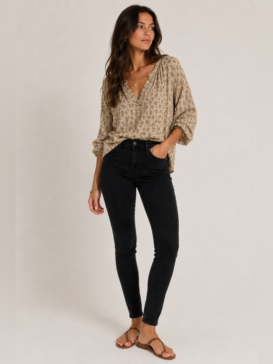 American Eagle Outfitters Denim - American Eagle Black High-Rise Skinny Jegging Jeans